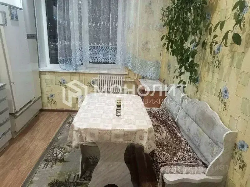 4-к кв. Белгородская область, Старый Оскол Буденного мкр, 8 (87.0 м) - Фото 1