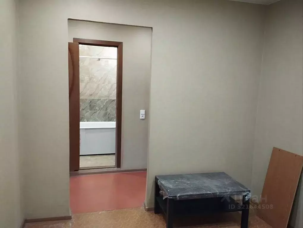 4-к кв. Свердловская область, Нижний Тагил Ленинградский просп., 8 ... - Фото 1