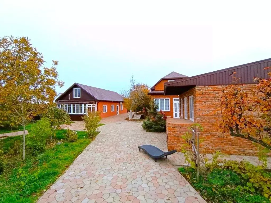 Дом в Краснодарский край, Ейский район, Кухаривское с/пос, с. ... - Фото 1