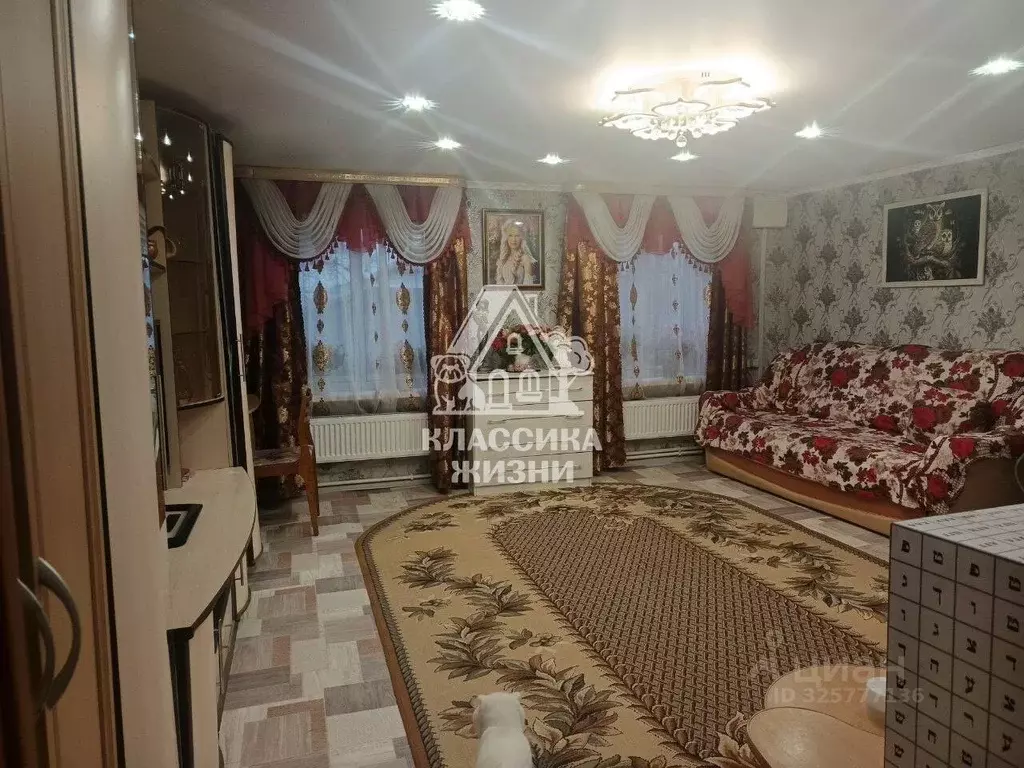 Дом в Нижегородская область, Семенов ул. Горького, 5 (50 м) - Фото 1