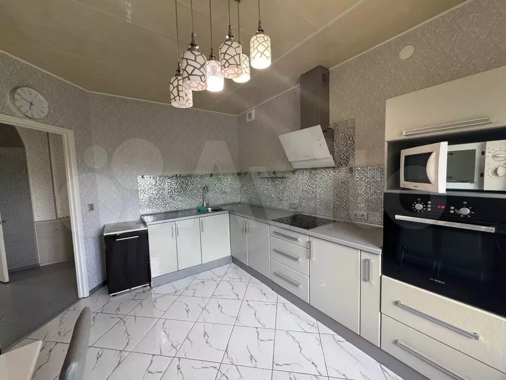 2-к. квартира, 70 м, 4/5 эт. - Фото 0