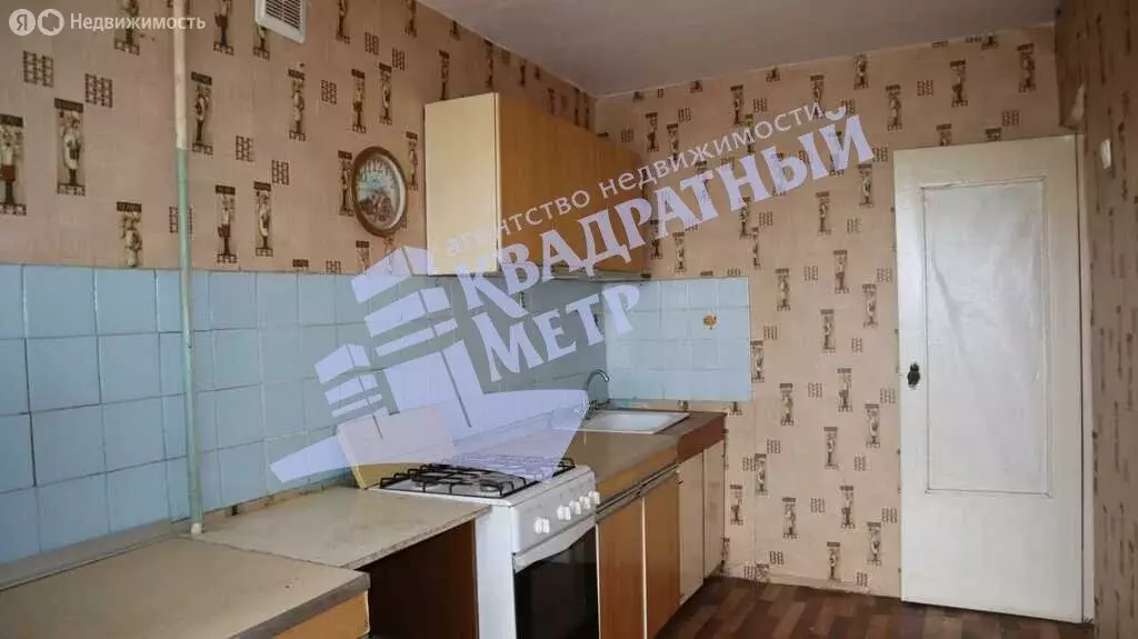 1-комнатная квартира: Балаково, улица 60 лет СССР, 30 (35 м) - Фото 0