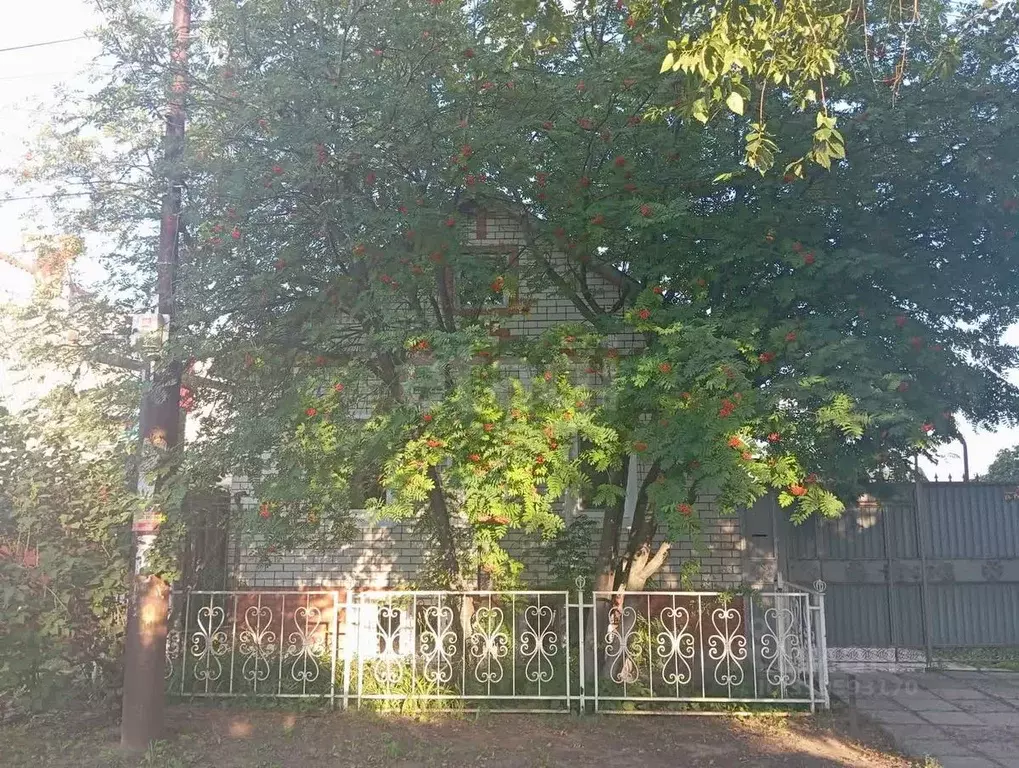 Дом в Саратовская область, Энгельс ул. Республики, 131А (122 м) - Фото 1