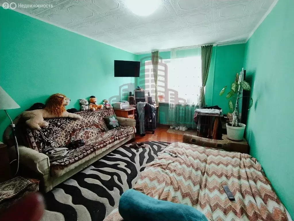 3-комнатная квартира: Феодосия, бульвар Старшинова, 12 (63.5 м) - Фото 1