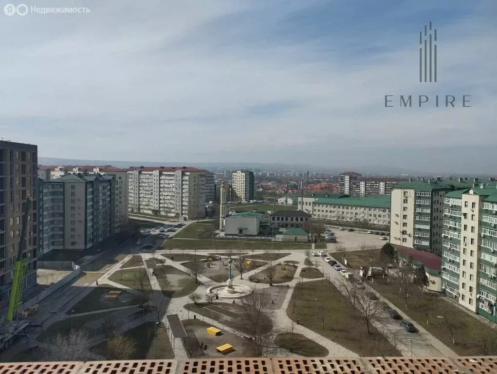 3-комнатная квартира: Грозный, улица А.А. Айдамирова, 135 (73 м) - Фото 0