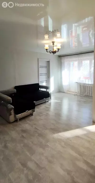 2-комнатная квартира: Кирово-Чепецк, проспект Мира, 70 (42 м) - Фото 0