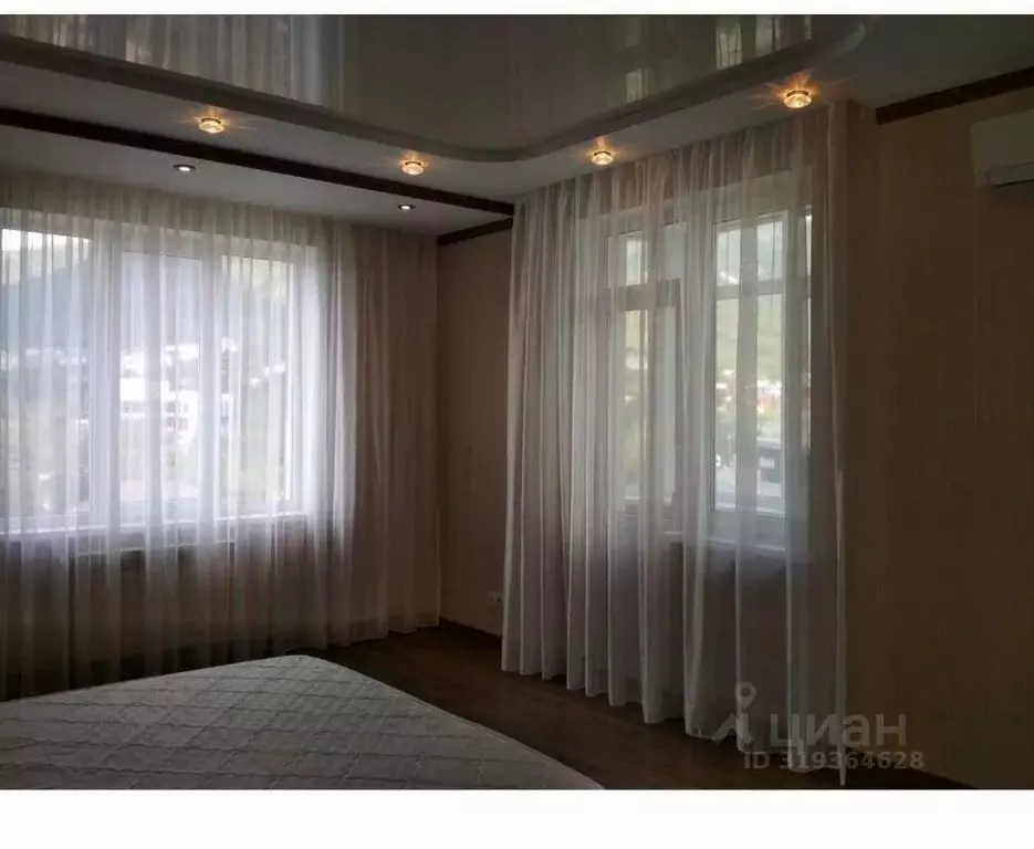 3-к кв. Краснодарский край, Геленджик Туристическая ул. (105.0 м) - Фото 0