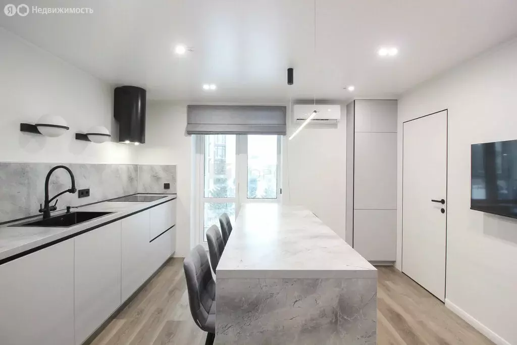 2-комнатная квартира: Барнаул, Змеиногорский тракт, 104М/5 (63.8 м) - Фото 2