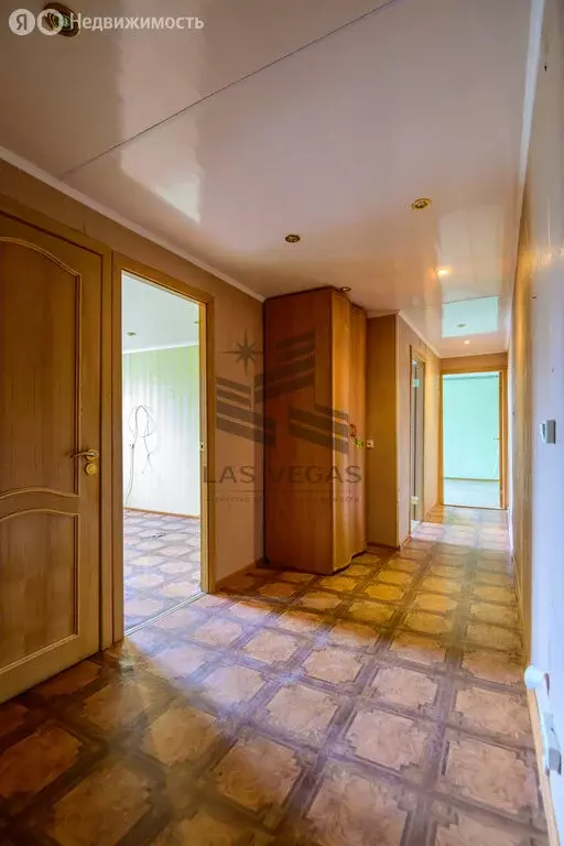 3-комнатная квартира: деревня Агалатово, 151 (73.2 м) - Фото 0
