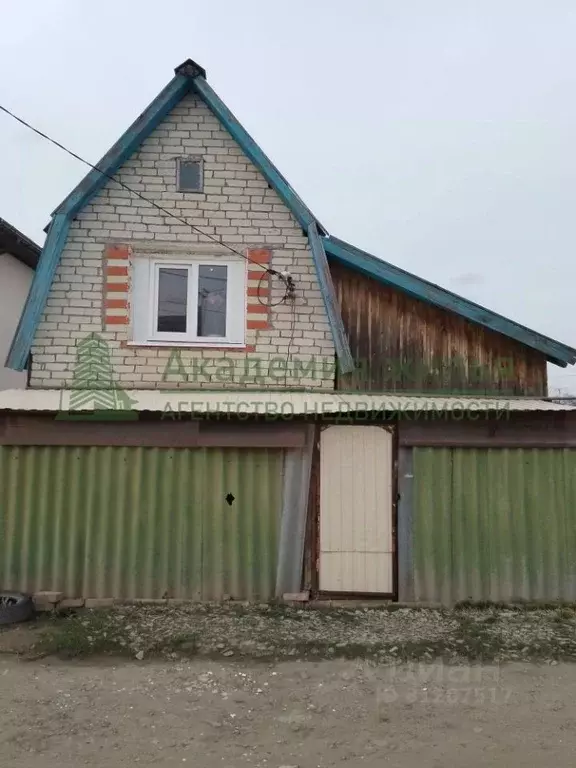 Дом в Саратовская область, Энгельс муниципальное образование, ... - Фото 0