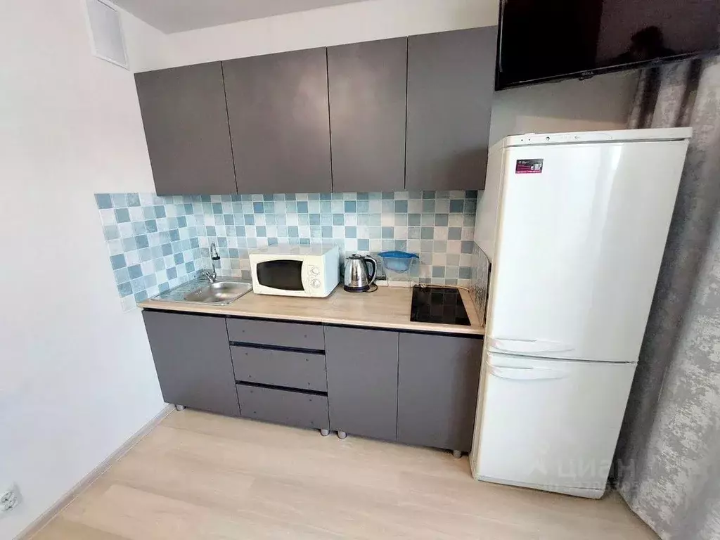 Студия Челябинская область, Челябинск ул. 2-я Эльтонская, 59А (24.0 м) - Фото 1