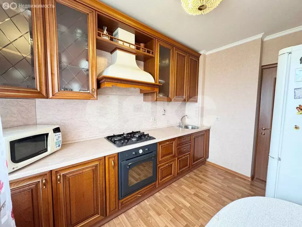 3-комнатная квартира: Нижнекамск, проспект Мира, 14 (66.1 м) - Фото 0