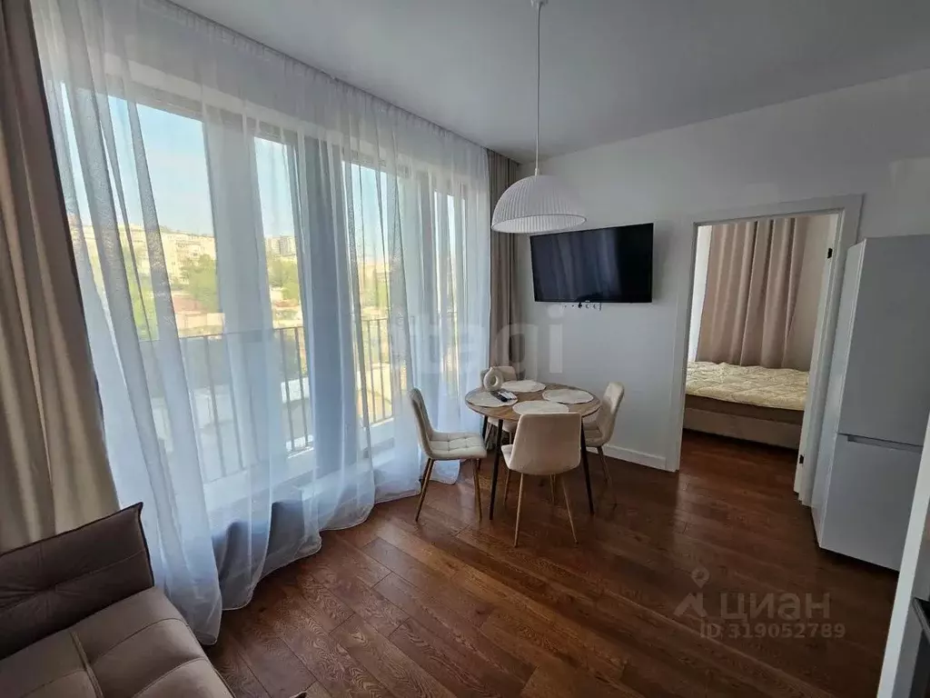 2-к кв. Приморский край, Владивосток ул. Мыс Кунгасный, 3Б (43.0 м) - Фото 1