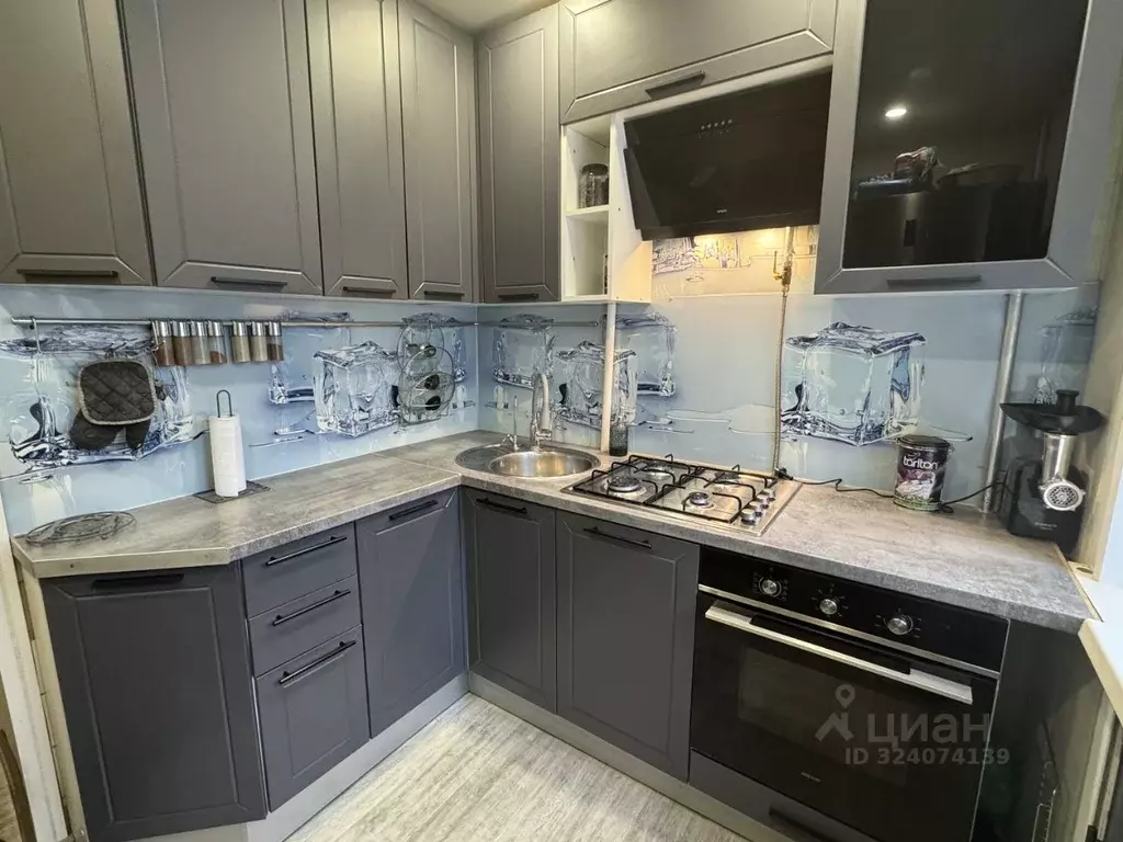 3-к кв. Нижегородская область, Нижний Новгород Юбилейная ул., 34 (62.0 ... - Фото 1