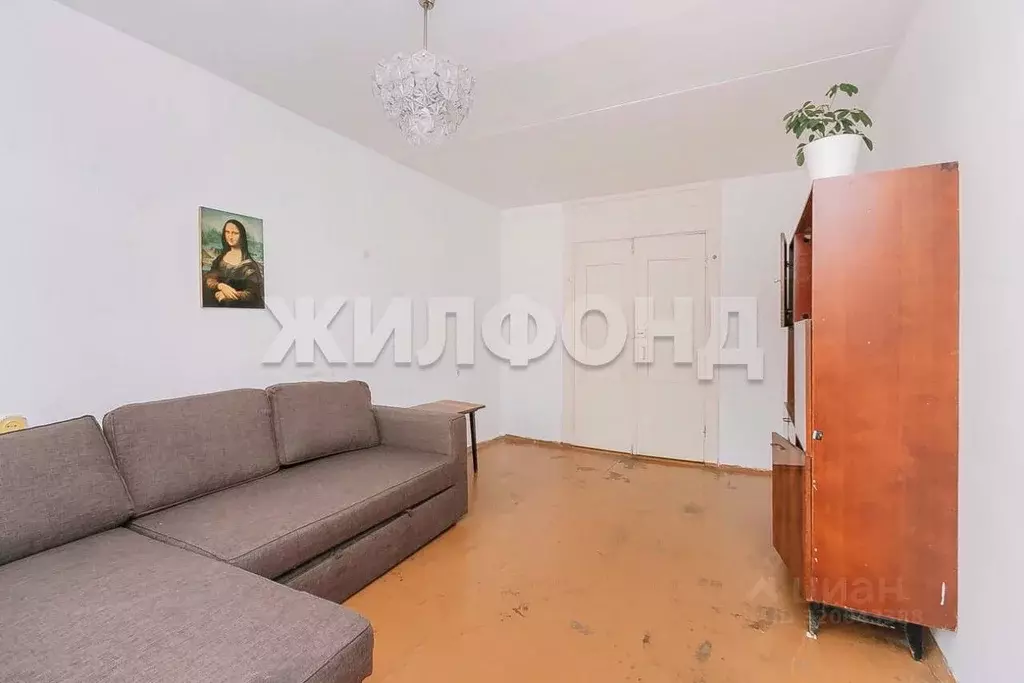 3-к кв. Новосибирская область, Новосибирск Степная ул., 63 (56.4 м) - Фото 1