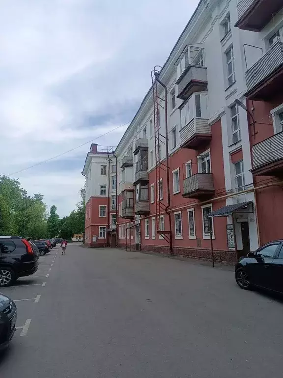 3-к кв. Московская область, Электросталь Октябрьская ул., 17 (88.0 м) - Фото 0