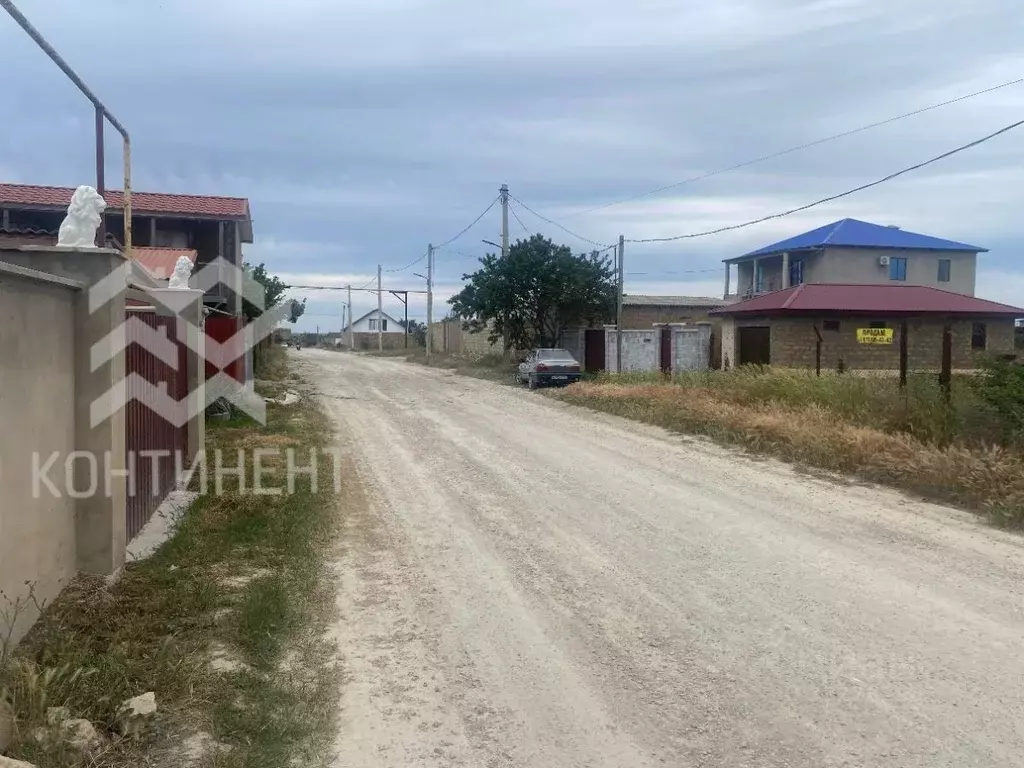 Участок в Крым, Черноморское пгт ул. Тарханкутская (6.0 сот.) - Фото 2