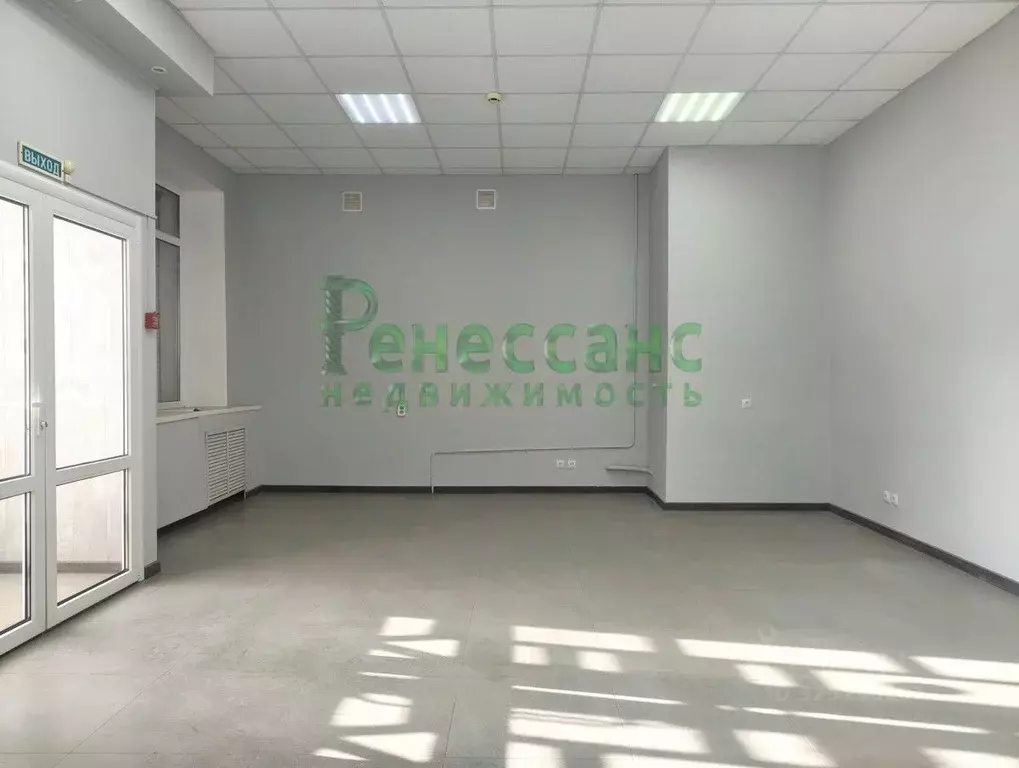 Торговая площадь в Брянская область, Брянск ул. Челюскинцев, 17 (75 м) - Фото 1