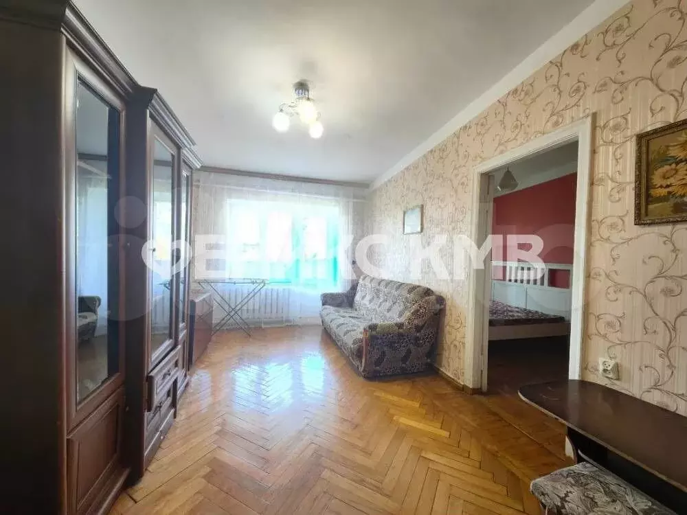 2-к. квартира, 43 м, 3/3 эт. - Фото 1