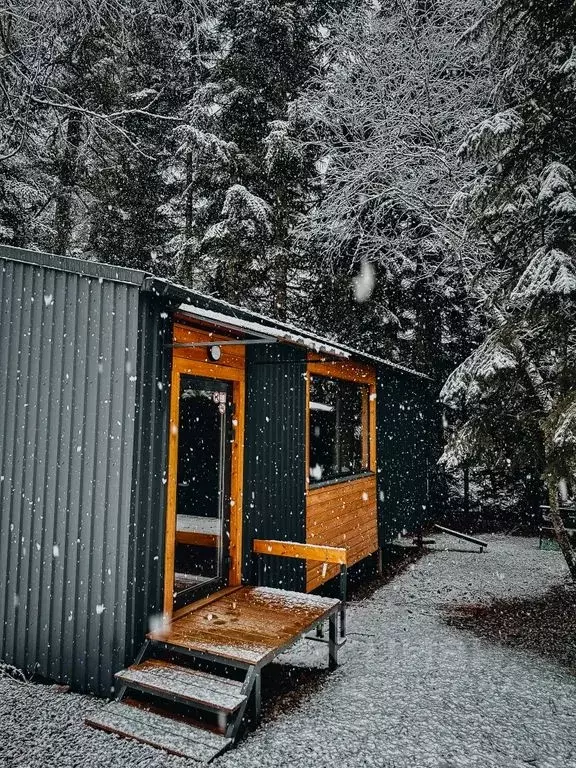 Дом в Карачаево-Черкесия, Зеленчукский район, с. Архыз ул. Ленина, ... - Фото 0