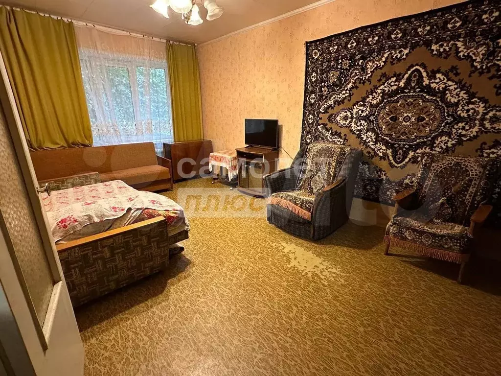 1-к. квартира, 35 м, 1/9 эт. - Фото 1