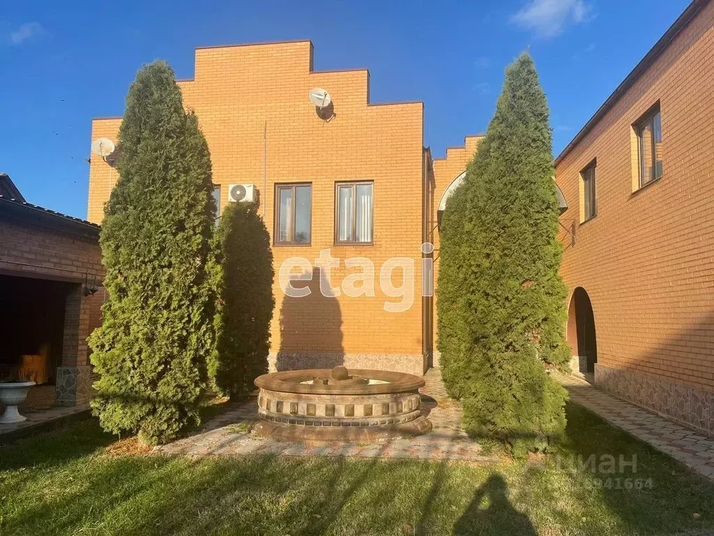 Дом в Ингушетия, Малгобек ул. Комарова, 21 (251 м) - Фото 0