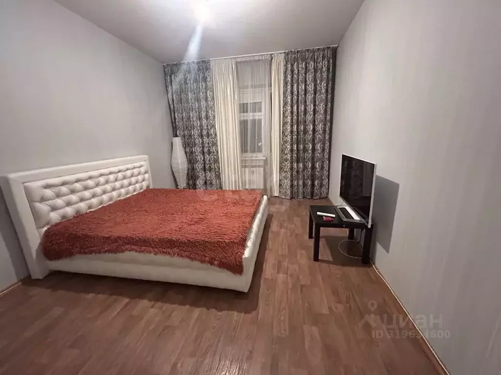 3-к кв. Ханты-Мансийский АО, Нижневартовск ул. Героев Самотлора, 30 ... - Фото 1