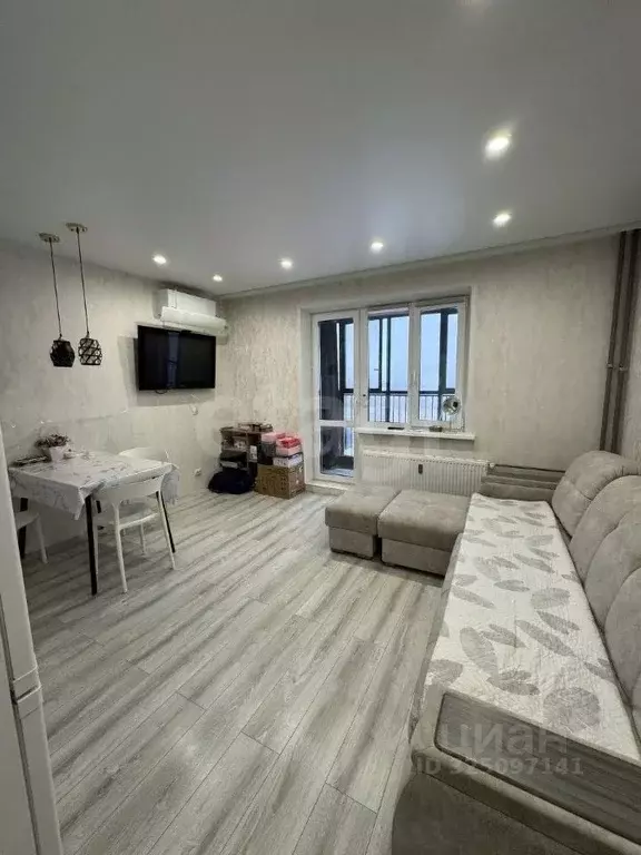 1-к кв. Тюменская область, Тюмень ул. Алматинская, 12 (41.0 м) - Фото 1