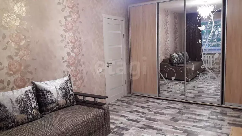 1-к кв. Крым, Симферополь ул. Героев Сталинграда (35.0 м) - Фото 0
