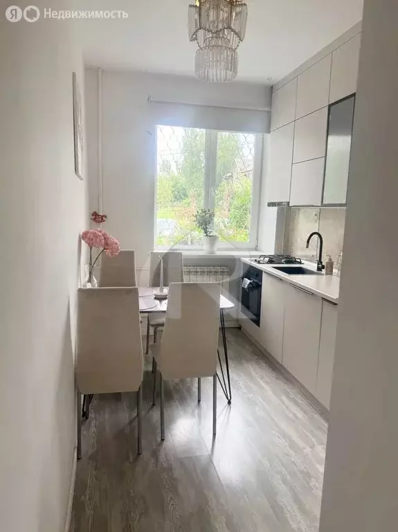 3-комнатная квартира: Ревда, улица Жуковского, 16 (66 м) - Фото 2