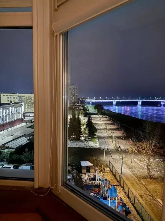 2-к кв. Омская область, Омск наб. Иртышская, 9/1 (120.0 м) - Фото 1