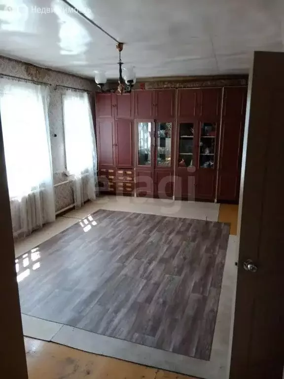 Дом в посёлок городского типа Радица-Крыловка, улица Фокина (69 м) - Фото 1