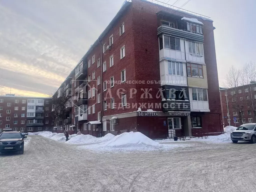 3-к кв. Кемеровская область, Кемерово Инициативная ул., 32 (51.8 м) - Фото 1