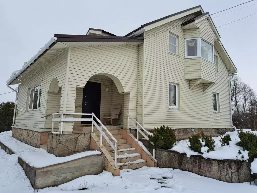 Коттедж в Ленинградская область, Ломоносовский район, Ропшинское ... - Фото 1