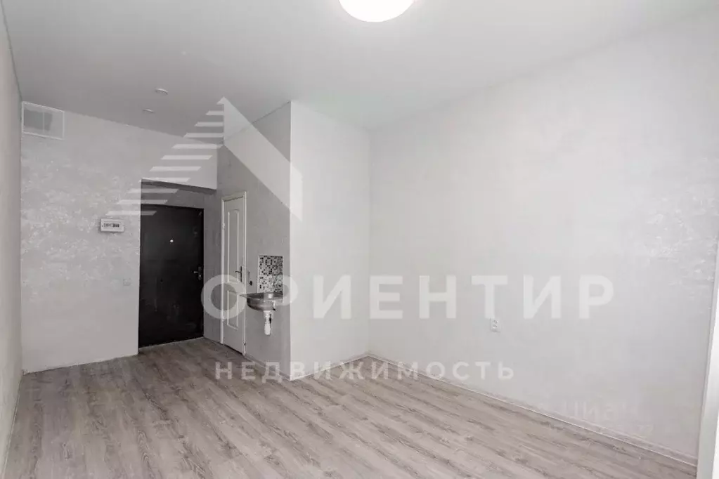 1-к кв. Свердловская область, Екатеринбург Комсомольский жилрайон, ул. ... - Фото 1