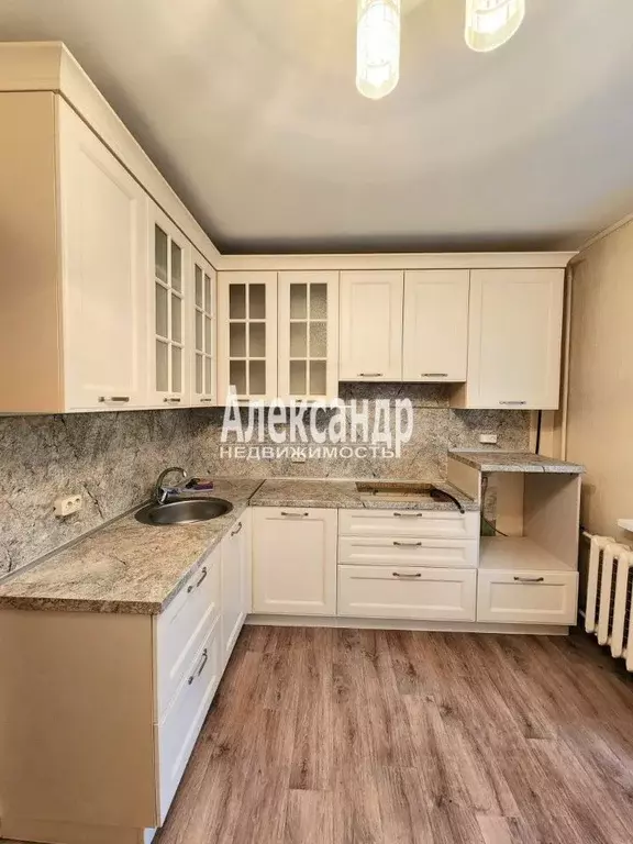 2-к кв. Ленинградская область, Кириши Волховская наб., 36 (52.2 м) - Фото 1