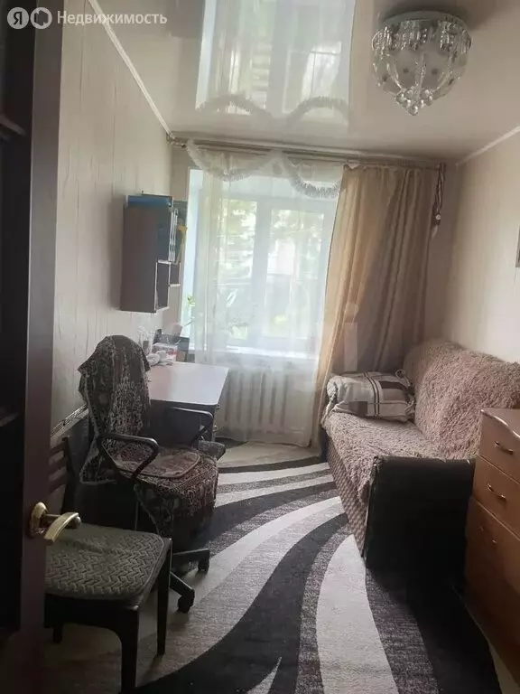 3-комнатная квартира: Нязепетровск, улица Розы Люксембург, 5 (57 м) - Фото 2