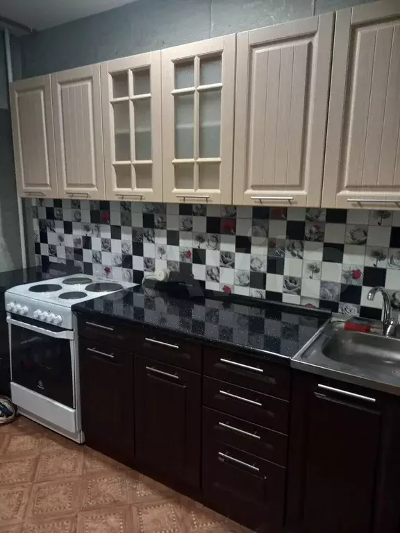 2-к. квартира, 50 м, 4/9 эт. - Фото 0