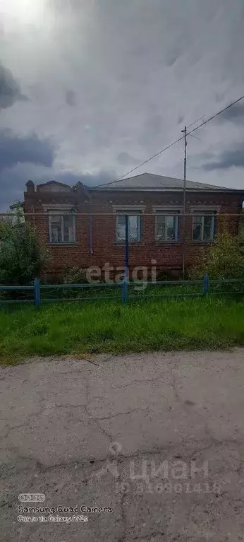 Дом в Белгородская область, Валуйский муниципальный округ, с. ... - Фото 0