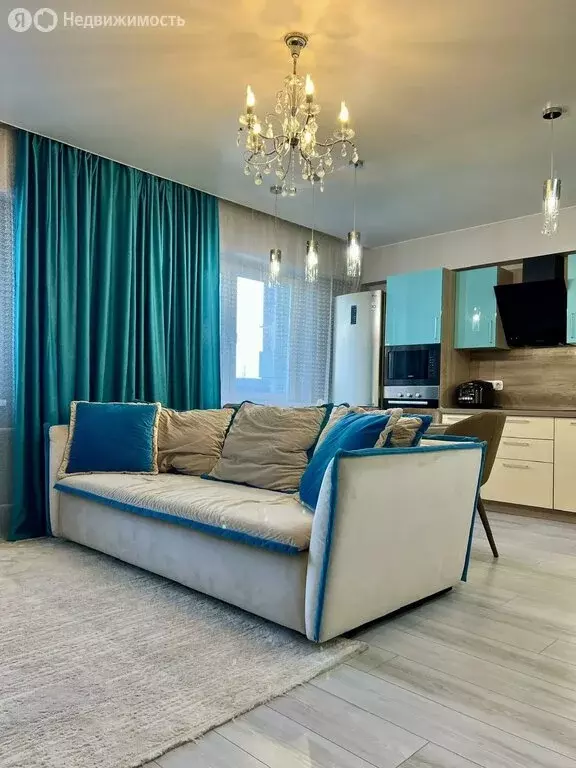 3-комнатная квартира: Иркутск, улица Можайского, 3/2 (69 м) - Фото 1