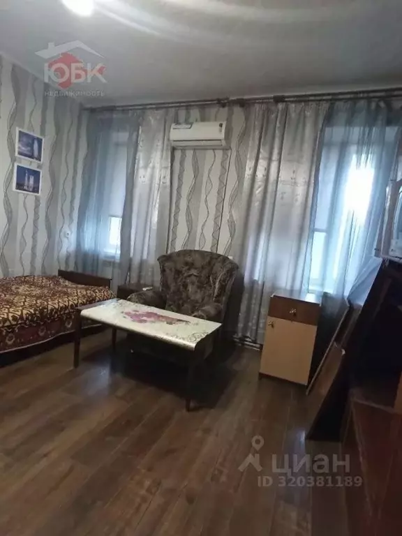 1-к кв. Крым, Евпатория ул. Володарского, 7/8 (30.0 м) - Фото 0