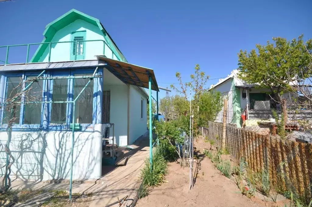 Дом в Крым, Евпатория городской округ, Новоозерное пгт, Родники СНТ  ... - Фото 0