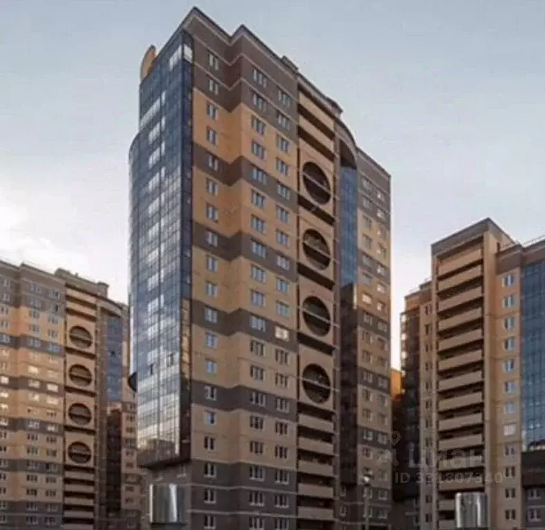 Гараж в Санкт-Петербург ул. Шкапина, 9-11 (15 м) - Фото 1