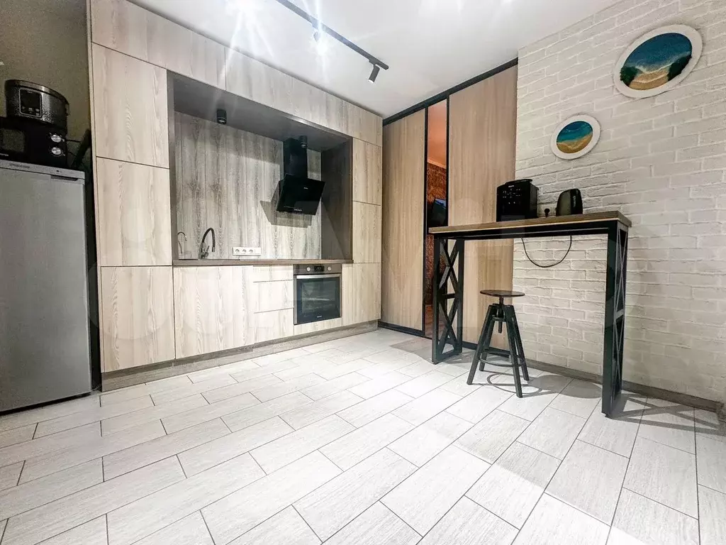 2-к. квартира, 50 м, 16/17 эт. - Фото 1