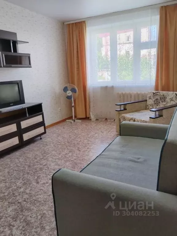 2-к кв. Башкортостан, Уфа ул. Глумилинская, 4 (46.0 м) - Фото 0