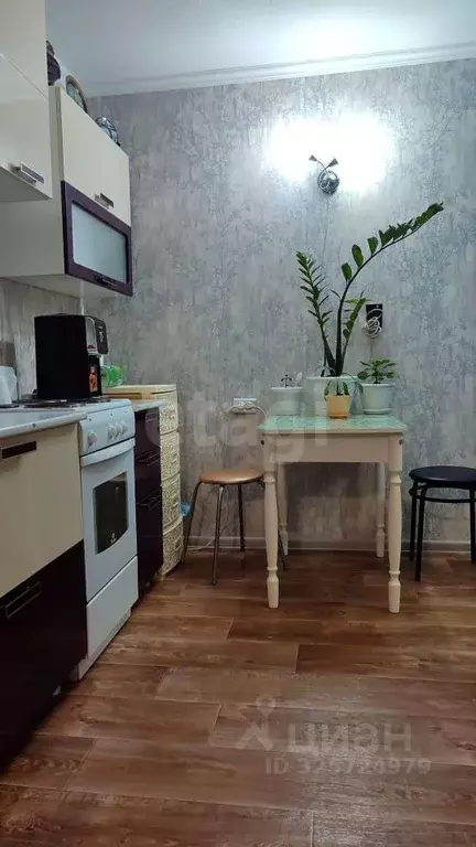 Комната Коми, Усинск ул. 60 лет Октября, 2 (16.2 м) - Фото 2