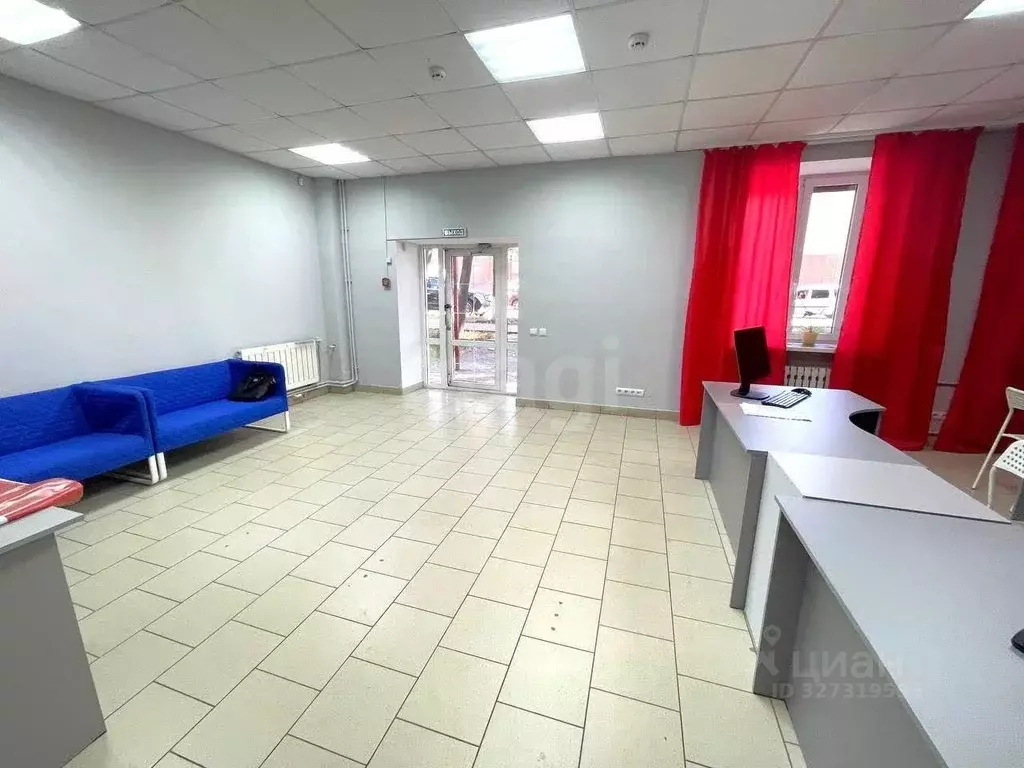 Помещение свободного назначения в Владимирская область, Ковров ул. ... - Фото 0