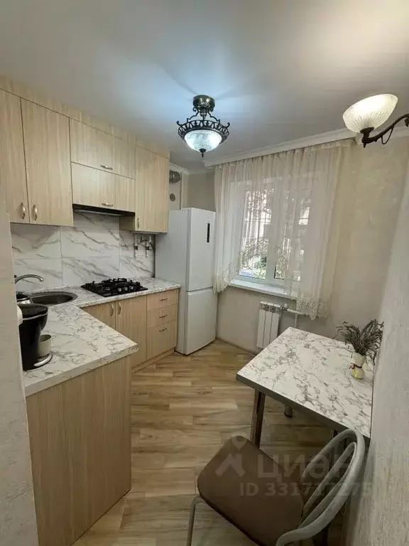2-к кв. Адыгея, Майкоп ул. Ленина, 8 (45.0 м) - Фото 1