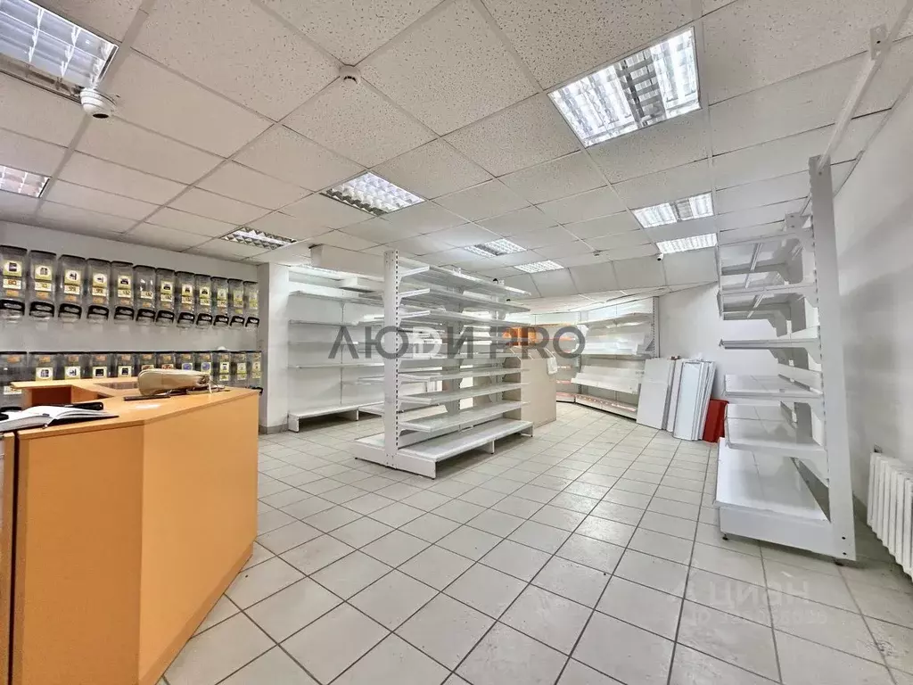 Торговая площадь в Кировская область, Киров Стахановская ул., 21 (142 ... - Фото 1