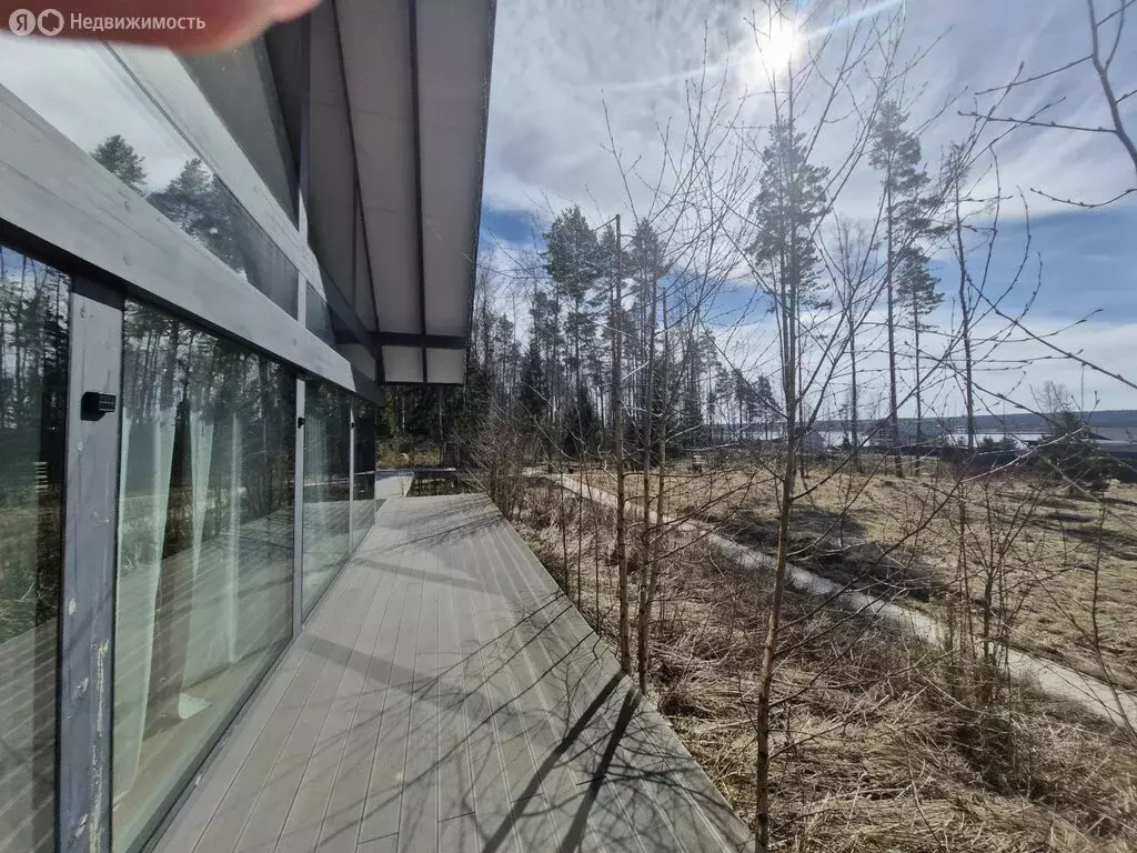 Дом в Выборгский район, Полянское сельское поселение, посёлок ... - Фото 1